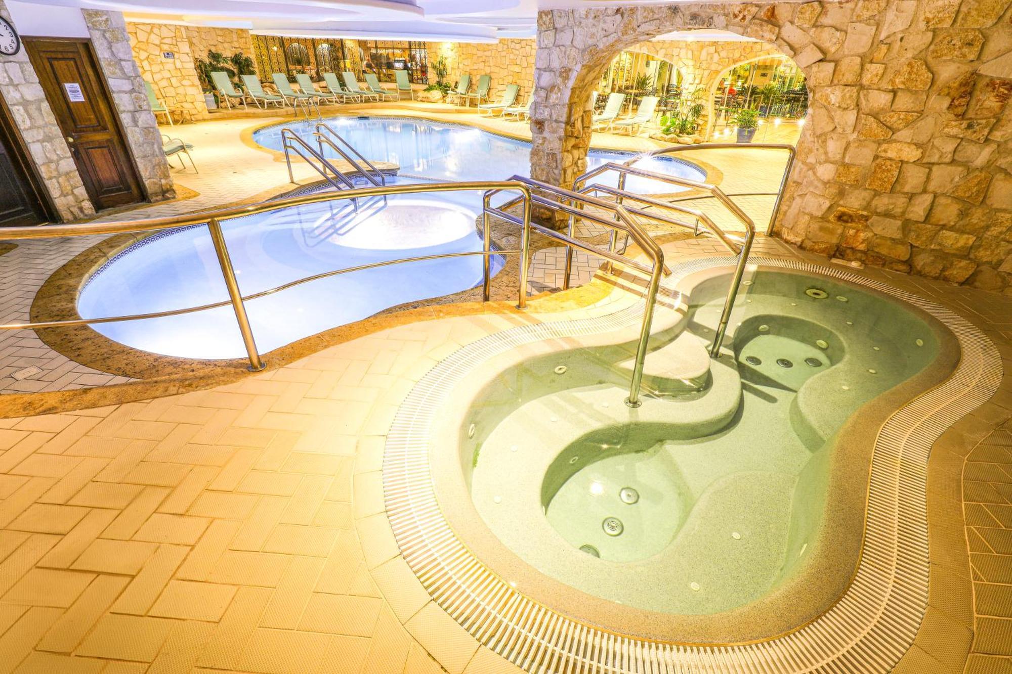 Готель Four Seasons Country Club Кінта-ду-Лагу Екстер'єр фото