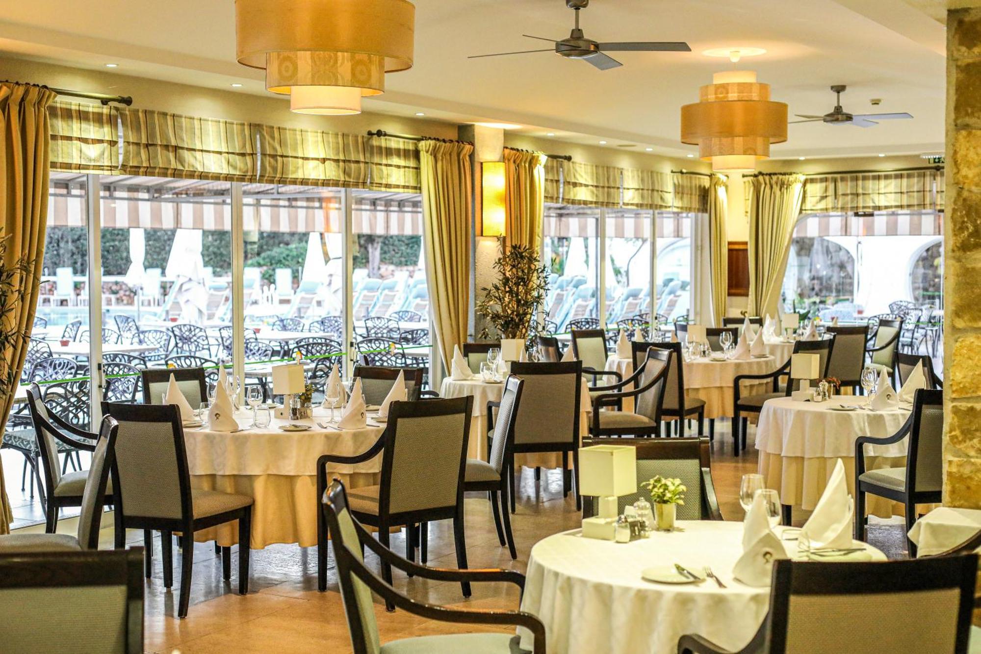 Готель Four Seasons Country Club Кінта-ду-Лагу Екстер'єр фото
